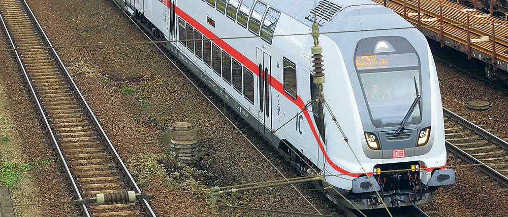 Ein Intercity der zweiten Generation während einer Testfahrt (Archivbild) 