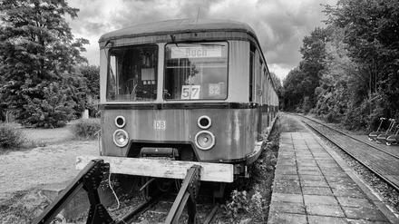 Endstation. Diese S2 nach Buch verfällt am Prellbock des Bahnhofs Mellensee, südlich von Zossen. Erinnern Sie sich noch an Ihre letzte Fahrt mit dieser alten Baureihe?Liebe Leserinnen, liebe Leser: Senden Sie Ihre Berliner Seitenblicke an leserbilder@tagesspiegel.de!