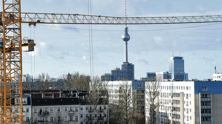 Kritiker des Mietendeckel-Gesetzes befürchten, dass es sich negativ auf den Neubau von Wohnungen in Berlin auswirkt.
