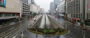 Menschenleere Straßen: Das öffentliche Leben in Wuhan ist beinahe zum Erliegen gekommen. 