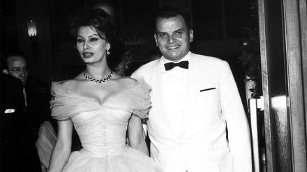 Juli 1959: Alfred Bauer begleitet Sophia Loren zum Berlinale-Filmball. 