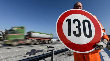 Die Debatte um ein Tempolimit auf Autobahnen ist neu entbrannt.