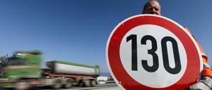 Die Debatte um ein Tempolimit auf Autobahnen ist neu entbrannt.