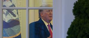 US-Präsident Donald Trump im Oval Office 