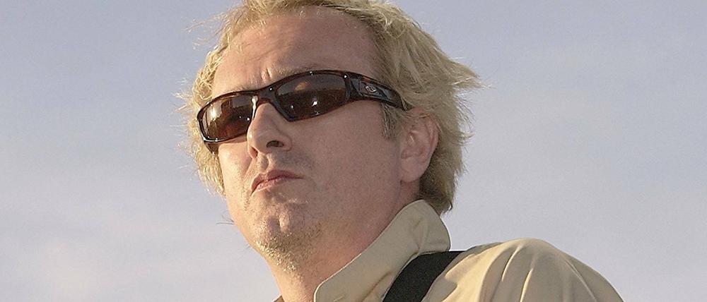 Andy Gill bei einem Konzert von Gang of Four im Jahr 2005.