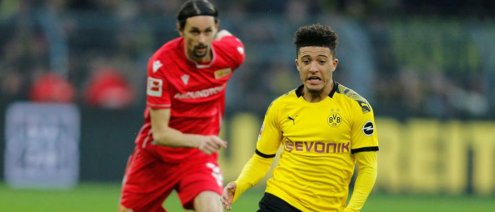 Lief nur hinterher. Die Union-Defensive um Neven Subotic war mit dem schnellen Dortmunder Angriffsspiel überfordert.