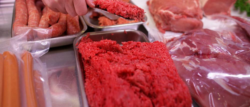 Sonderangebotsware: Billiges Fleisch fehlt in keinem Werbeprospekt.