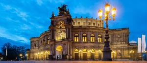 Schauplatz eines Balls mit peinlicher Vorgeschichte: die Semperoper in Dresden.