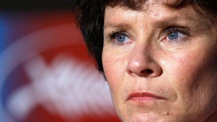 Imelda Staunton spielte in den "Harry Potter"-Filmen eine bösartige Hexe. Nun wird sie in der fünften und finalen Staffel von "The Crown" Königin Elisabeth II. verkörpern. 