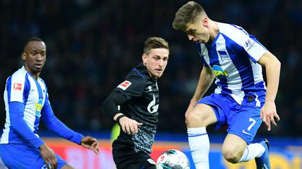Errumpelt. Neuzugang Krzysztof Piatek (r.) machte noch das beste aus Herthas Möglichkeiten.