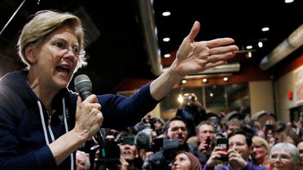 Elizabeth Warren, Senatorin für Massachusetts und demokratische Präsidentschaftskandidatin, spricht während einer Wahlkampfveranstaltung.