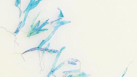 Stoff zum Träumen. Detail von Jana Cordeniers Arbeit „Untitled“ von 2019 (180 x 500 cm).