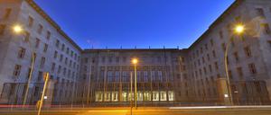 Im Bundesministerium der Finanzen ging ein verdächtiges Paket ein.