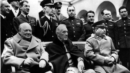 Der britische Premier Winston Churchill, US-Präsident Franklin D. Roosevelt und der sowjetische Diktator Josef Stalin 1945 in Jalta. 