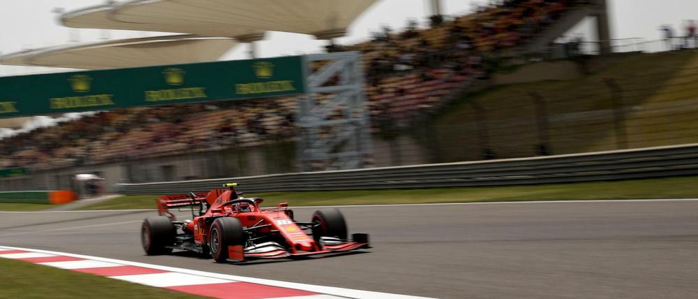 Später in China? Ferrari-Pilot Charles Leclerc wird wohl nicht im April nach Shanghai reisen.