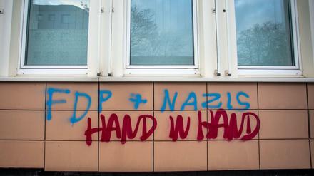 Bundesweit gibt es Angriffe auf FDP-Büros - hier in Duisburg. 