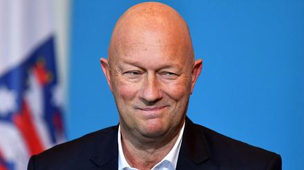 Thomas Kemmerich, Thüringens neu gewählter Ministerpräsident, gibt ein Statement im Landtag.