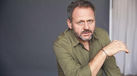 Mein Europa. Samuel Finzi, 54, wurde in Plovdiv, Bulgarien, geboren und lebt seit 1989 in Berlin.