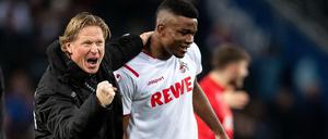 Auswärtshemmung. Darf Kölns Coach Markus Gisdol in Mönchengladbach über ein Tor von Jhon Cordoba jubeln?