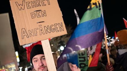 Nach der Wahl in Thüringen kam es auch in Hannover zu einer Mahnwache.