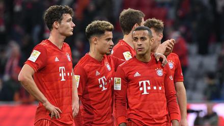 Sag mir, wo du stehst: Zufriedenheit sieht anders aus als bei den Bayern-Profis nach dem Spiel gegen Leipzig.