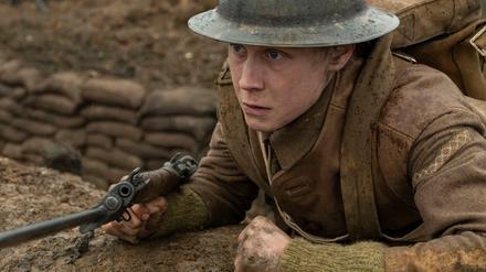 George MacKay als Schofield in einer Szene des Films "1917".