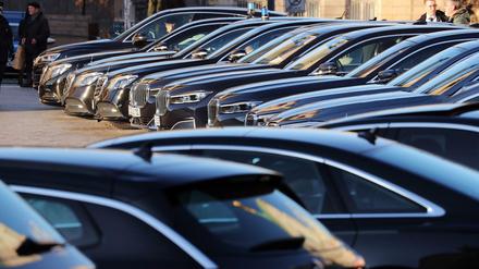 Schwarze Schiffe. Auch wenn Tesla in Brandenburg baut – auf der Liste für Dienstwagen stehen andere Modelle.