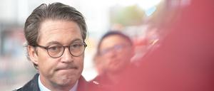 Bundesverkehrsminister Andreas Scheuer hatte Verträge mit vorgesehenen Betreibern der Pkw-Maut schon geschlossen, bevor endgültige Rechtssicherheit bestand.