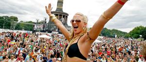 Wenn es nach 55 Prozent der Berliner geht, können im Sommer wieder Hunderttausende Raver vor der Siegessäule feiern. 