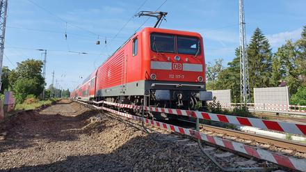 Seit Jahren wird auf der Strecke nach Bernau gebaut, auch im Jahr 2020 wird es lange Sperrungen geben.