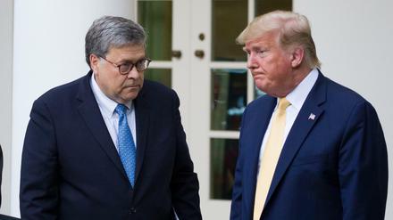 In der Sache hält Justizminister Barr stramm zu Präsident Trump. Aber in der Form hat er offenbar inzwischen Bedenken - und bittet den Präsidenten, weniger zu twittern. 