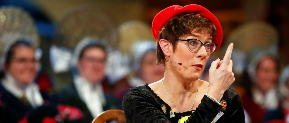 Freundin des Karnevals: Annegret Kramp-Karrenbauer im vergangenen Jahr beim „Stockacher Narrengericht“.