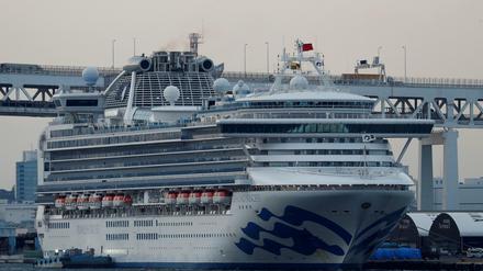 Das Schiff „Diamond Princess“ im Hafen von Yokohama.