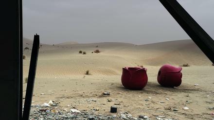 Zhou Taos Ausstellung „Winter North Summer South“ im Times Art Center.