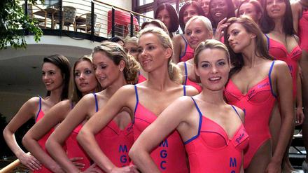 So posierten die Frauen für den Miss Germany-Wettbewerb noch 2002
