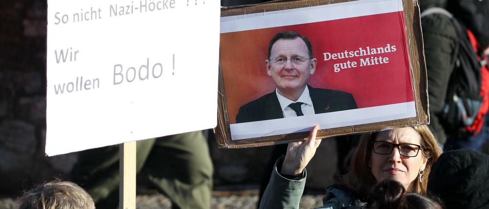 Deutschlands gute Mitte? Kaum einer in der CDU sieht das so wie die Demonstrantin am vergangenen Samstag in Erfurt.