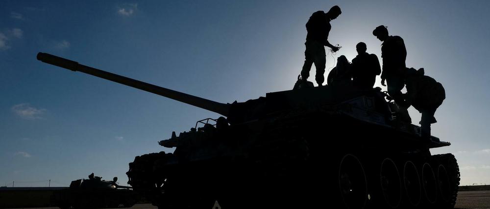 Kämpfer des abtrünnigen Generals Chalifa Haftar im libyschen Bengasi.
