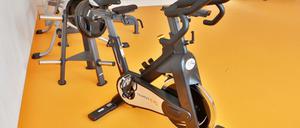 Hieß früher mal Trimmrad. Ein moderner Ergometer..