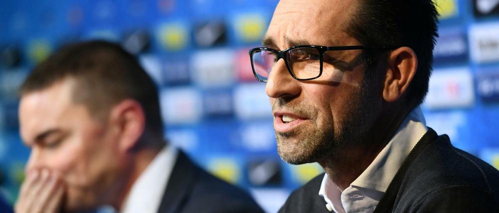Erklärungsbedarf. Investor Lars Windhorst (l.) hat hohe Erwartungen an Hertha-Geschäftsführer Michael Preetz.