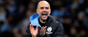 Optimistisch. Pep Guardiola will Manchester City beistehen.