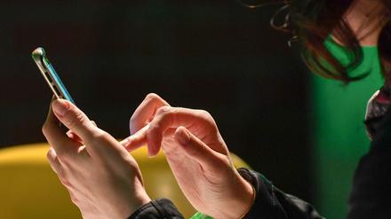 Ohne Smartphone-Apps kann man bestimmte Dienste inzwischen nicht mehr nutzen. 