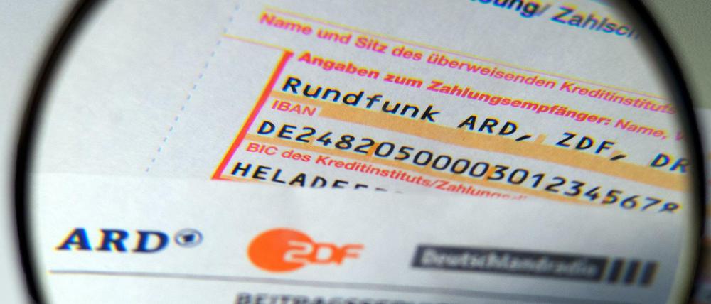 Die KEF empfiehlt eine Erhöhung des Rundfunkbeitrages von 17,50 auf 18,36 Euro.