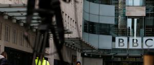 Greatness, ganz klein? Nach einer Entlassungswelle im Januar wollen die Konservativen die ökonomische Grundlage des Senders nun dauerhaft schleifen.