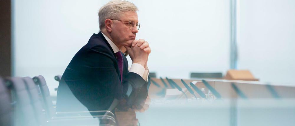 Einer sitzt schon: Norbert Röttgen hat als Erster öffentlich erklärt, für den Posten des CDU-Bundesvorsitzenden kandidieren zu wollen. 