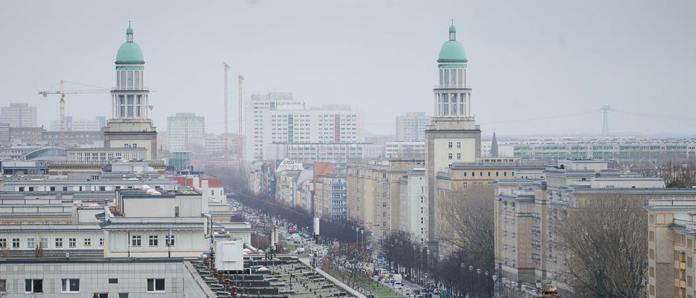 Seit Sonntag gilt in Berlin der Mietendeckel. Erste Auswirkungen sind auf dem Immobilienmarkt bereits jetzt zu spüren.