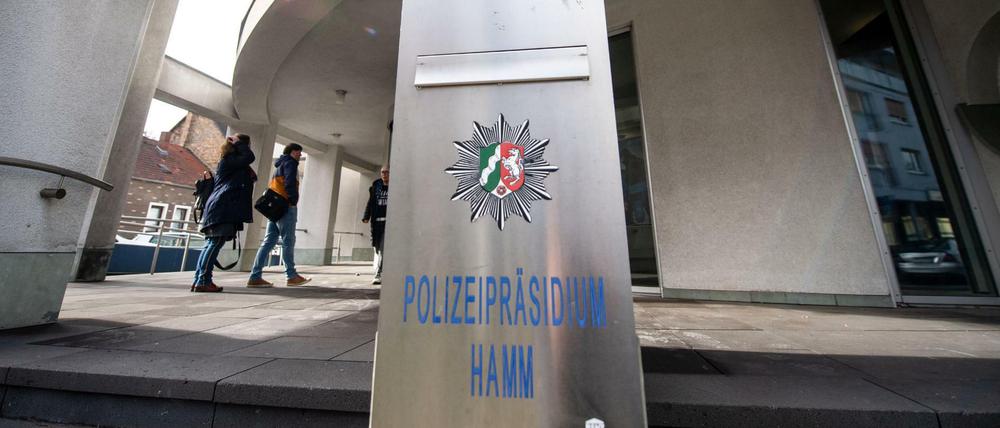 Der Eingang zum Polizeipräsidium in Hamm.