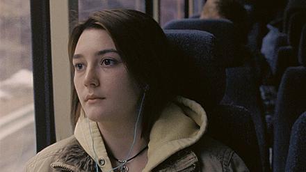 Sidney Flanigan spielt Autumn. 