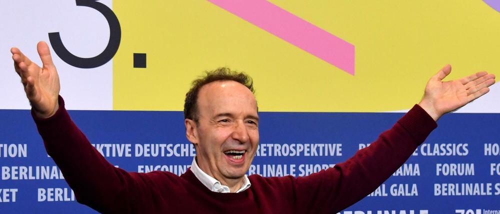 Roberto Benigni auf der Pressekonferenz von "Pinocchio".