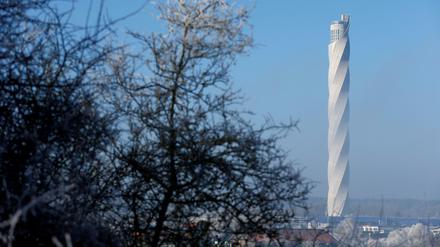 246 Meter hoch ist der Testturm für Expressaufzüge, den Thyssen-Krupp im baden-württembergischen Rottweil gebaut hat. 