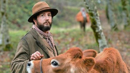 Milch fürs Gemüt. John Magaro spielt Cookie, der sich als Koch durch den Wilden Westen schlägt.